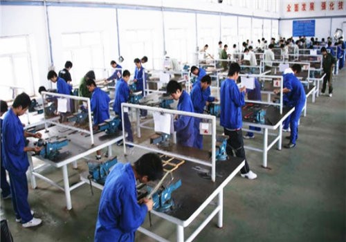 鉗工培訓學校 鉗工培訓學校